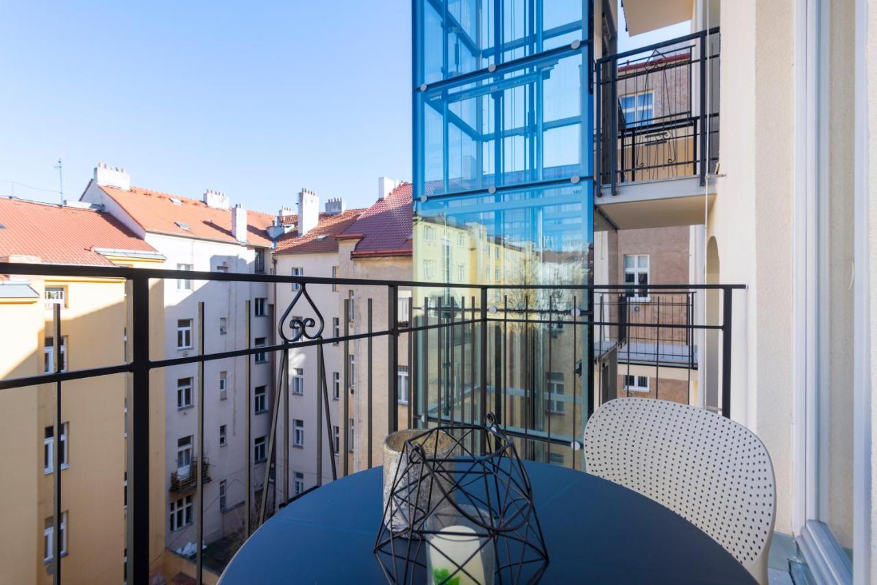 Hidden Art Boutique Residence By Dwellfort Prague Luaran gambar
