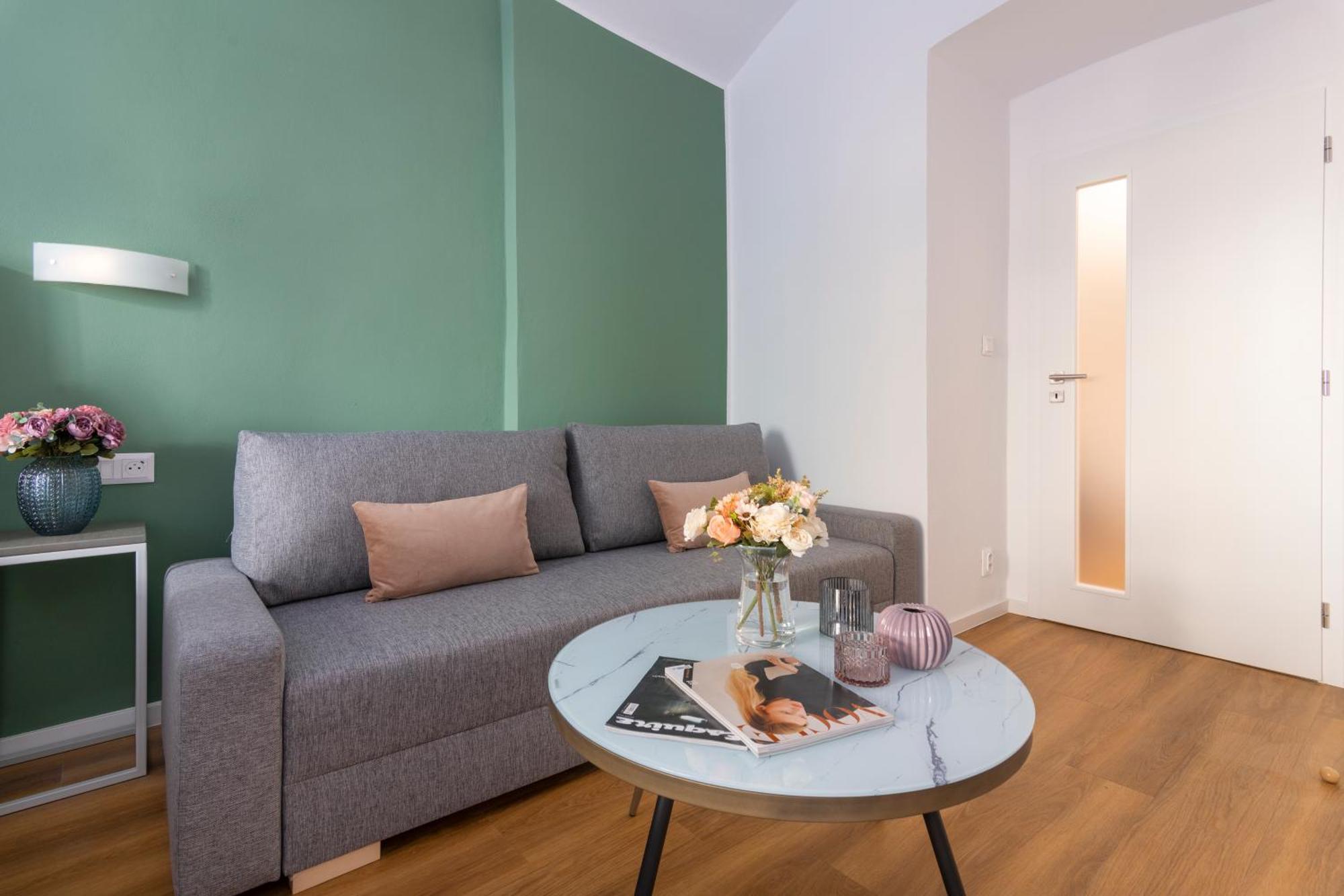 Hidden Art Boutique Residence By Dwellfort Prague Luaran gambar